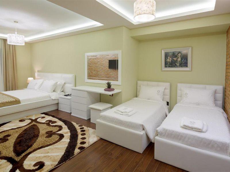 Casta Diva Hotel Korça Kültér fotó