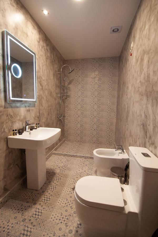 Casta Diva Hotel Korça Kültér fotó
