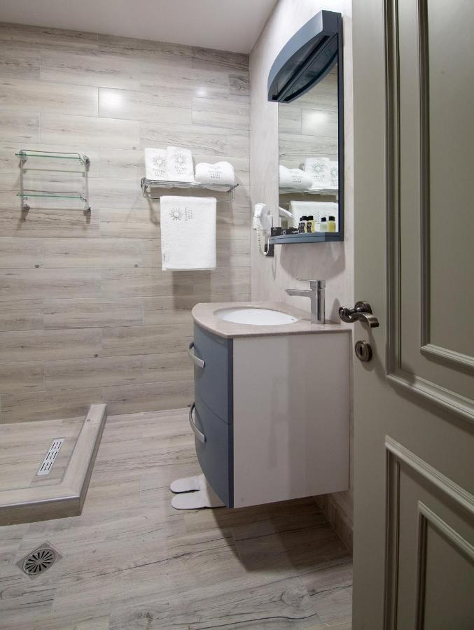 Casta Diva Hotel Korça Kültér fotó