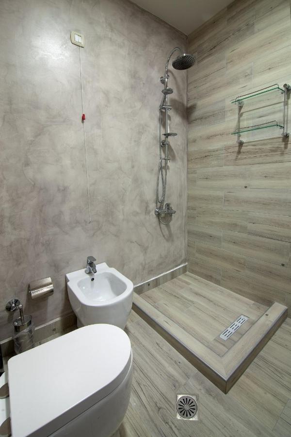 Casta Diva Hotel Korça Kültér fotó