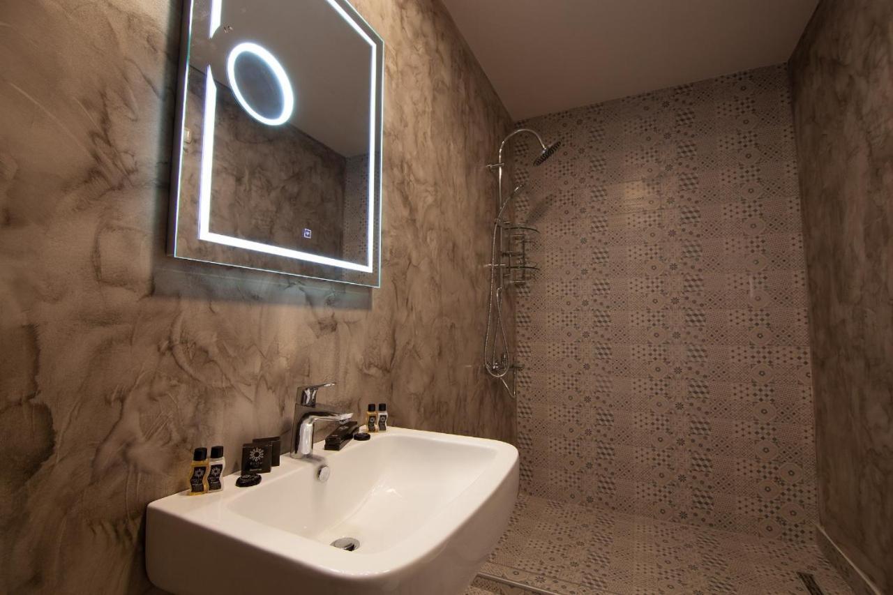 Casta Diva Hotel Korça Kültér fotó