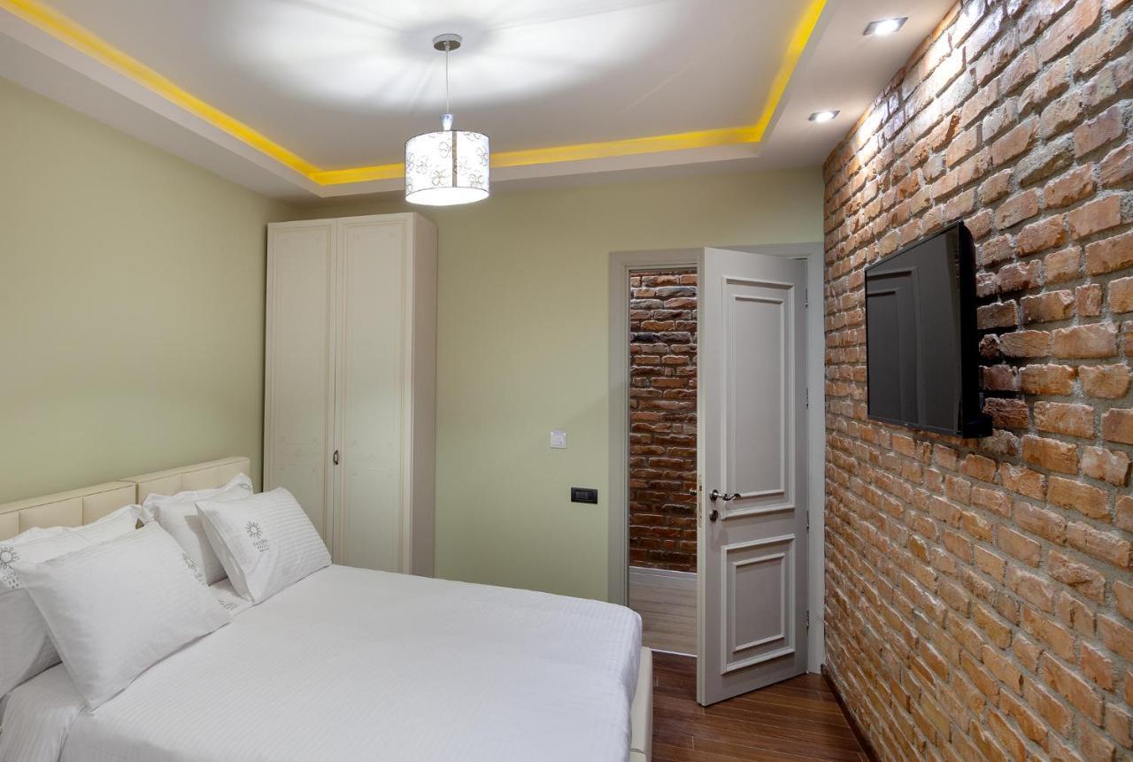 Casta Diva Hotel Korça Kültér fotó