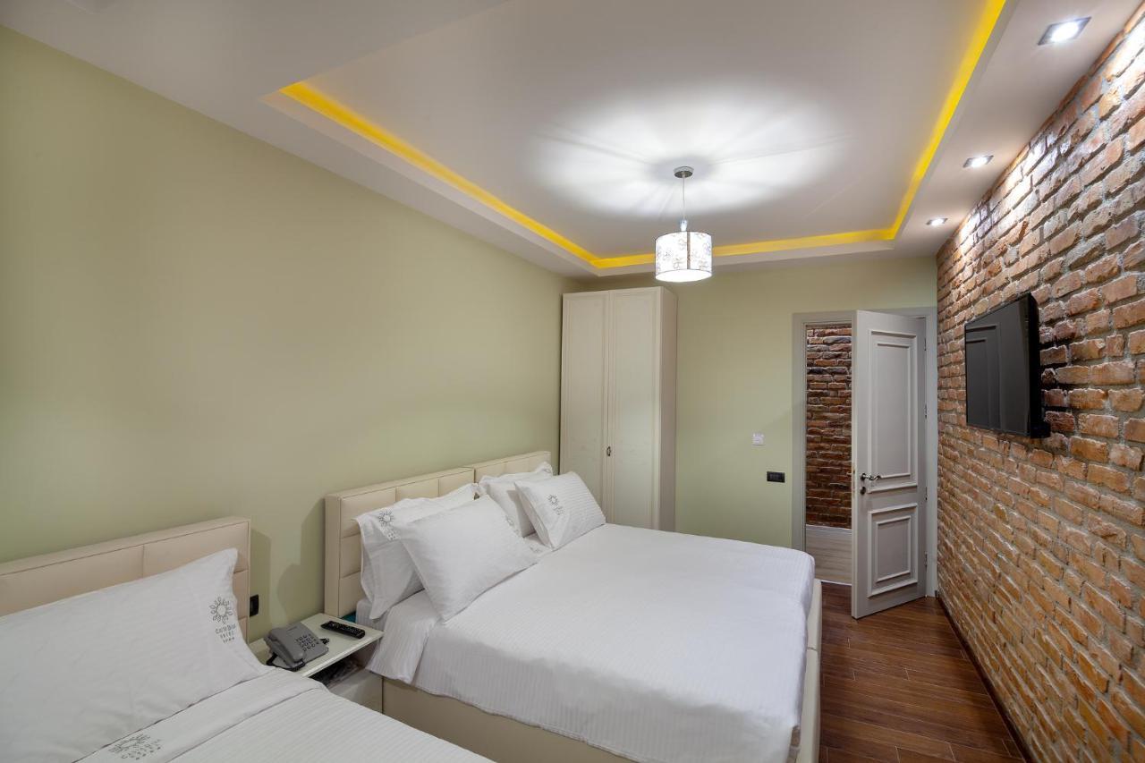 Casta Diva Hotel Korça Kültér fotó