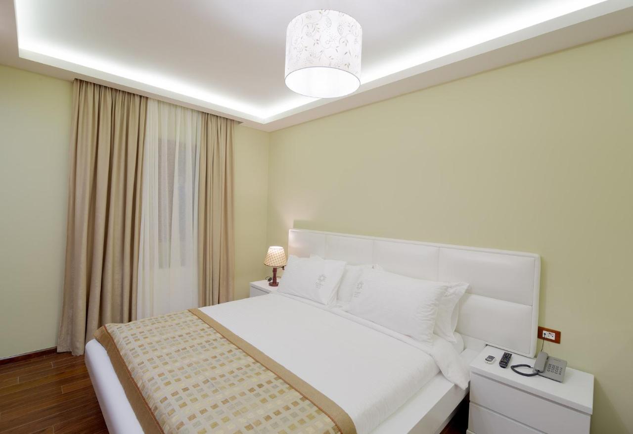 Casta Diva Hotel Korça Kültér fotó